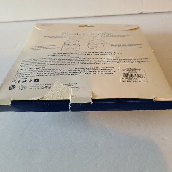 VERA BRADLEY HARRY POTTER PLEATED ''YOUTH'' FACE MASKS (SET OF 2)LIMITED EDITION - Picture 5 of 7